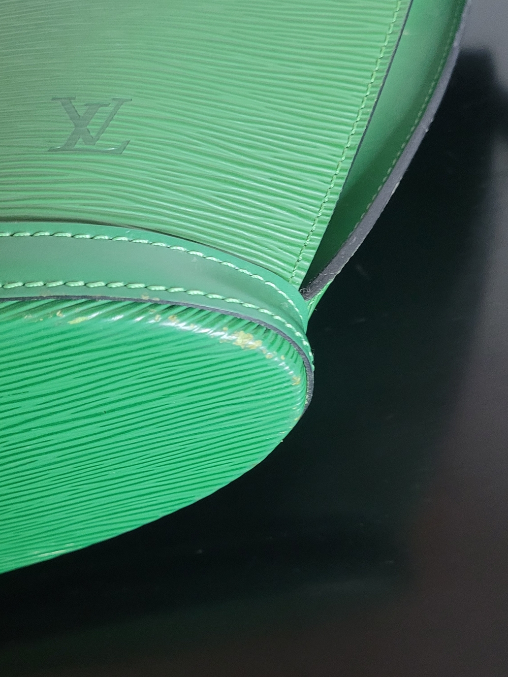 LOUIS VUITTON Saint Jacques Vintage Epi Leather Bag. - Picture 9 of 15